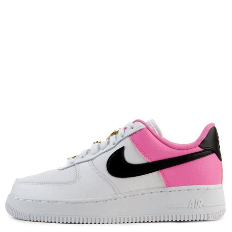 NIKE Women's Air Force 1 '07 SE AA0287 107 - Shiekh