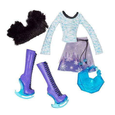 Monster High Fashion Pack Abbey Bominable - Toys & Games - Dolls ...