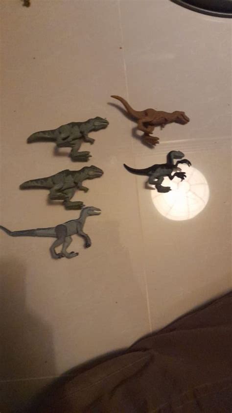 Jurassic World Dinosaur Figures (Assorted), Hobbies & Toys, Toys ...