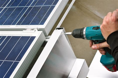 How to DIY Install Solar Panels - Solar Panel Installation Info