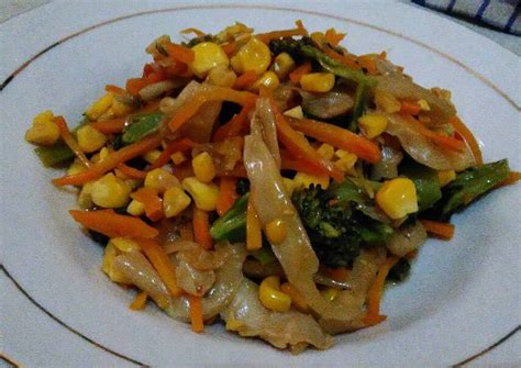 Resep Tumis sayur (brokoli, jamur tiram, wortel, jagung manis) oleh ...