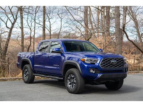 2023 Toyota Tacoma Pictures: | U.S. News