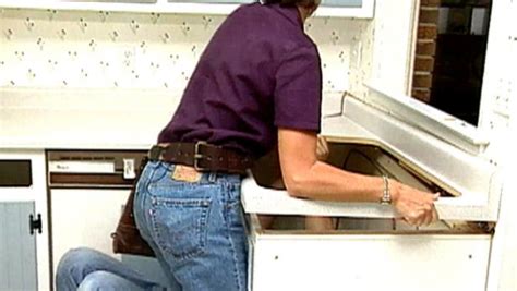 How to Install Laminate Kitchen Countertops Video | HGTV