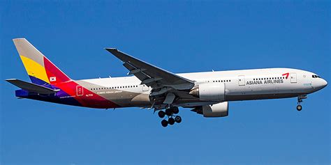 Asiana Airlines. Airline code, web site, phone, reviews and opinions.