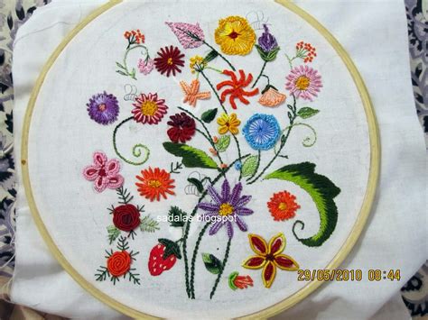 Sadala's Embroidery: Brazilian Embroidery and Dimensional Embroidery