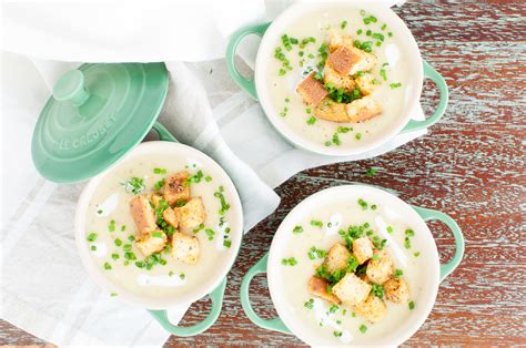 leek + potato soup with cheesy garlic croutons — kitchen lush