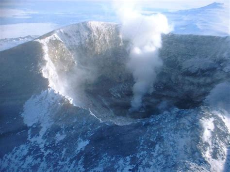 Mt.Erebus volcano,Antarctica continuous eruption 1972 | Antarctica ...