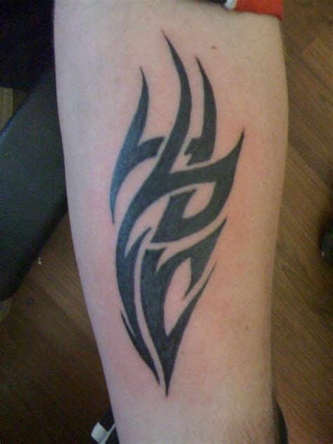 22 Interesting Tribal Forearm Tattoos