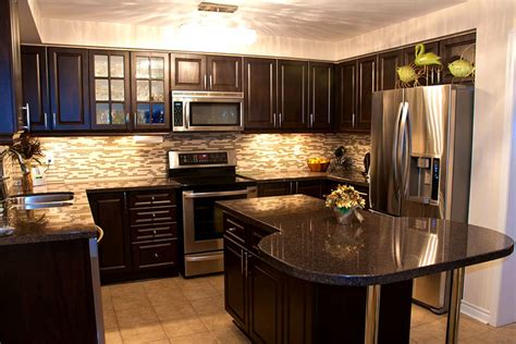 Best Black Granite Countertops (Pictures, Cost, Pros & Cons)