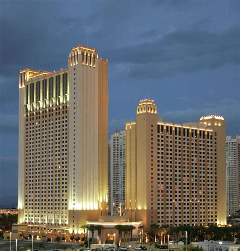 Hotels Las Vegas March 2024 - Josi Rozele