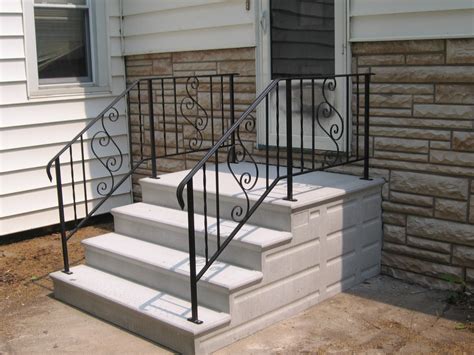 Precast Concrete Steps in Chicago, IL – Unit Step Company