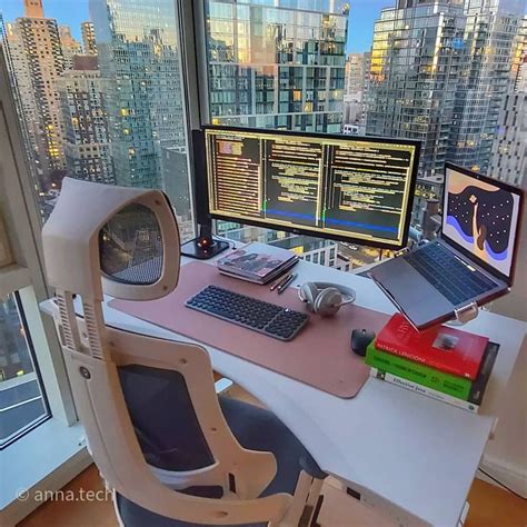 Why Software Engineers Prefer Dark Theme | Desk Setup Inspiration