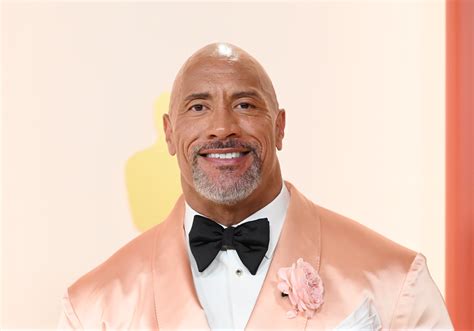 Dwayne The Rock Johnson Dons Ballet Pink Suit at Oscars Red Carpet ’23 ...