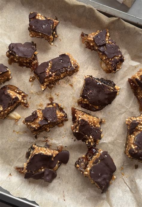 Cacao Cashew Crunch Bars | Nibbed Cacao