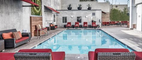 The Hottest Hotel Pools in Los Angeles | Discover Los Angeles