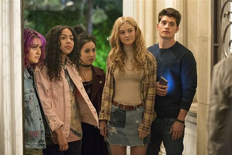 Runaways "Reunion" (1x01) promotional picture - Marvel's Runaways (TV ...