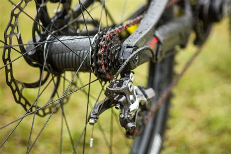 How to choose electric mountain bike accessories | hotebike