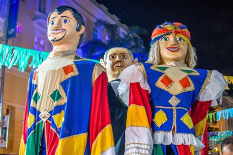 Carnaval de Pernambuco leva cultura popular para todo o estado