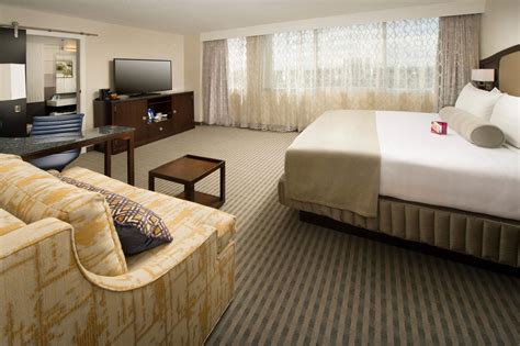 10 Best Hotels Near Seattle Airport (SEA) with Free Shuttles – Trips To ...