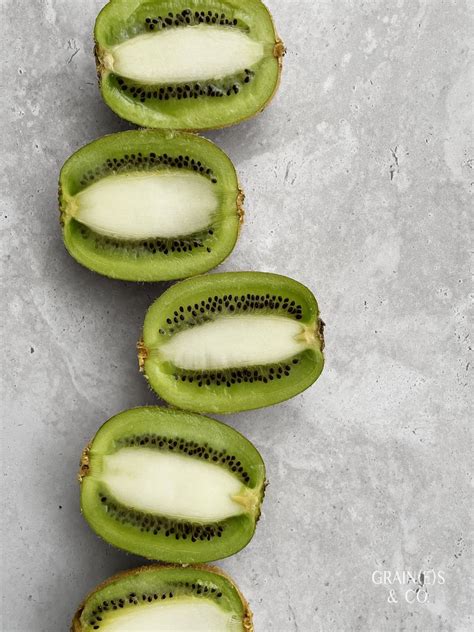 Food Feature | Kiwis — tiphandnutrition