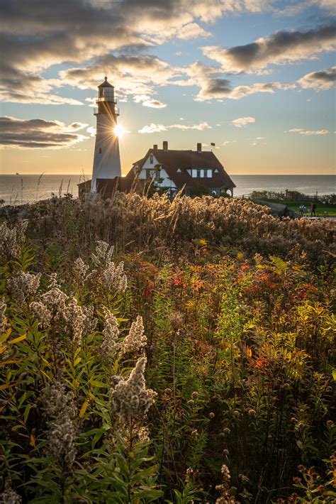 Fall Sunrise at Portland Head Lighthouse – Peter's Travel Blog