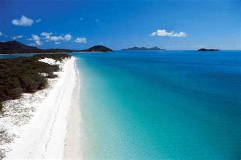 Whitehaven Beach - Queensland Australia