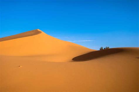 Characteristics of desert and semi-desert climate - Amidu Edson - Medium