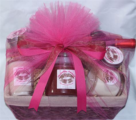 Deluxe Candle Gift Basket - Harbor Mill Candles