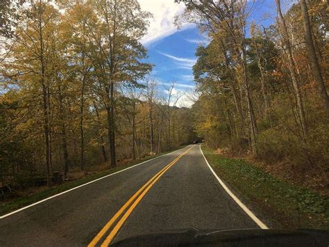 10 Back Roads to Drive to See the Best of Pennsylvania's Fall Foliage ...