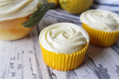 Lemon Cream Cheese Frosting