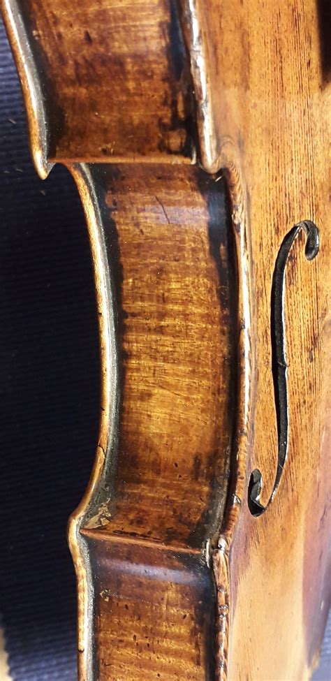 Interesting old violin, much-repaired - any IDeas? - The Pegbox ...