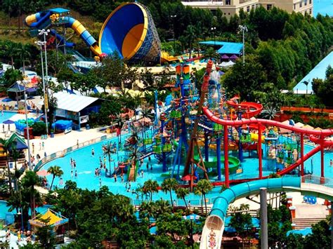 Chime-Long Waterpark | Series 'The greatest and fanciest water parks ...