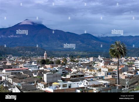 Cotacachi volcano skyline otavalo ecuador hi-res stock photography and ...