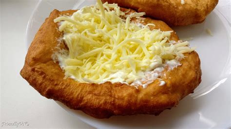 Lángos - traditional Hungarian recipe - Thyme consuming