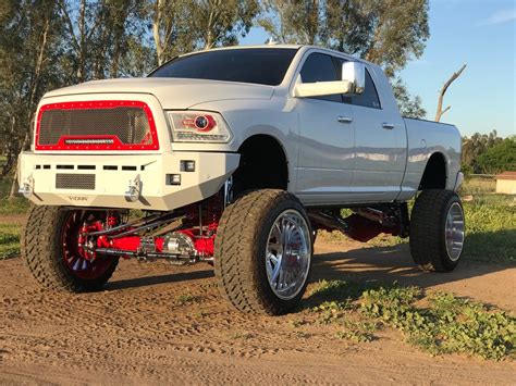 Lifted Dodge Ram 2500