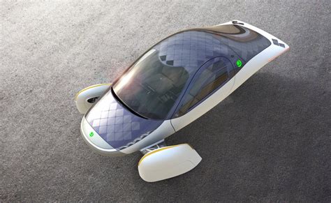 This Solar-Charging Electric Vehicle Has a 1,000-Mile Range