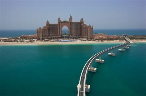 World Visits: Luxury Hotels in Dubai