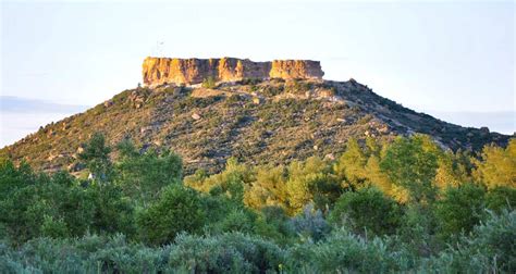 Castle Rock Hiking Trail - Zelma Katuscha