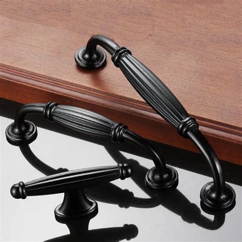 5Pcs Black Handles And Knobs With Continental Handles And Knobs Space ...