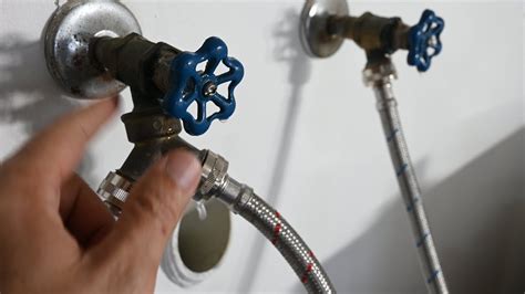 How Do You Fix A Stuck Water Shut Off Valve at Sandra Angie blog