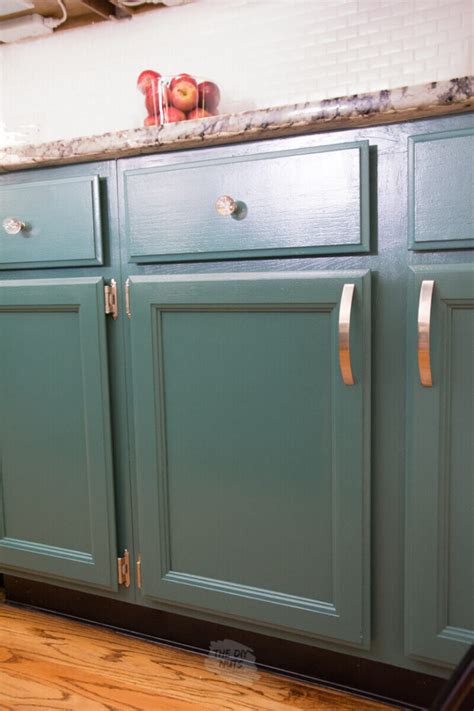 How To Paint A Cabinet Door (Easy Step-by-Step Tutorial & Video) - The ...