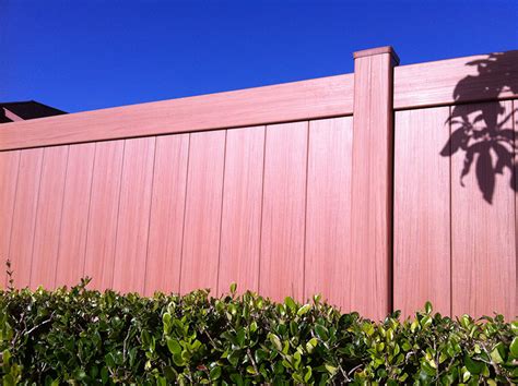 Vinyl-Fence-Full-Privacy-4 - Allied Security Fence