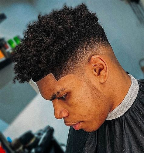 19 Sleek Low Fade Haircuts Trending In 2023 - WiseBarber.com