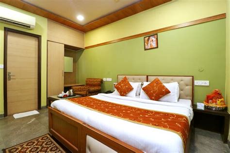 CAPITAL O 9822 HOTEL SEVEN - Prices & Reviews (Chandigarh, India)