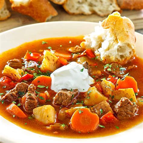 Authentic Hungarian Pork Goulash Recipe | Besto Blog