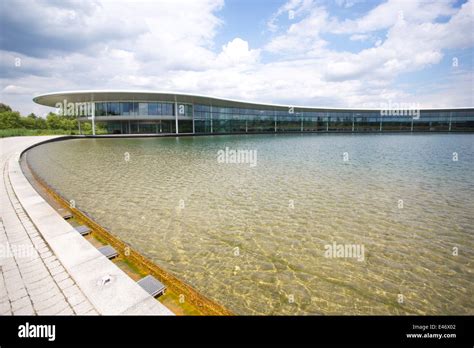 McLaren Technology Centre, Woking, England, Headquarters Building UK ...