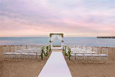 15 Best Beach Wedding Venues in the US