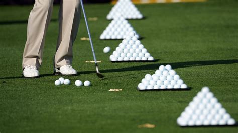 Range Balls and How They Compare to Regular Golf Balls