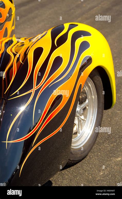 Hot rod flames hi-res stock photography and images - Alamy