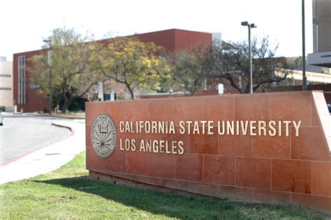 Plan ahead, arrive early during Cal State LA Commencement 2021 | Cal ...